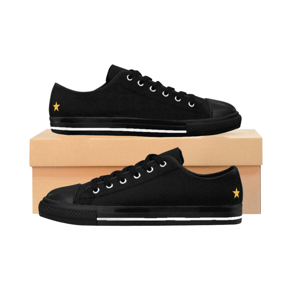 Classic Black Canvas Sneakers for Men — Low-Top Casual Shoes with Star Accent